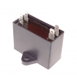 CAPACITOR CUADRADO 4 PINS 5UF 450V